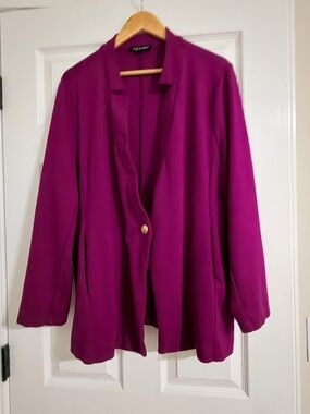 Open-Front Magenta Blazer Jacket with Gold Button